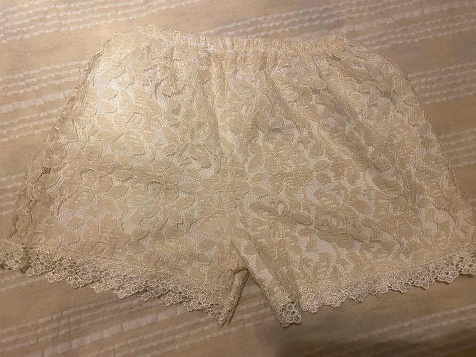 Dantelli Beyaz Bohem Mini Şort - Görsel 4