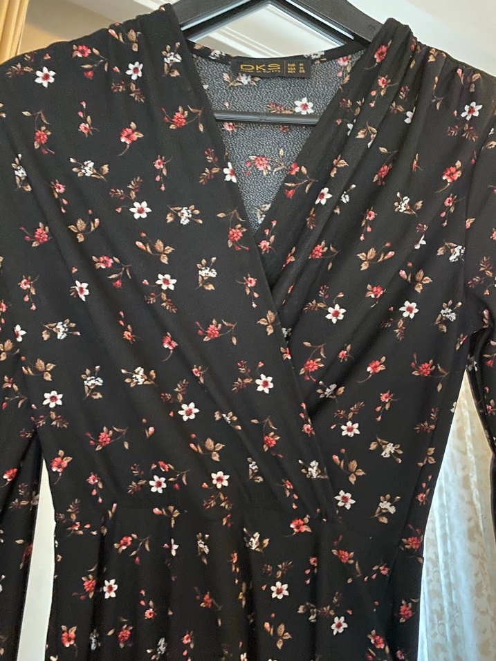 Siyah Çiçek Desenli Uzun Kollu Midi Elbise - Görsel 2