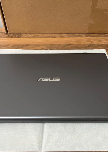 Gri Asus Laptop ve Preo Kablosuz Mouse - Görsel 10