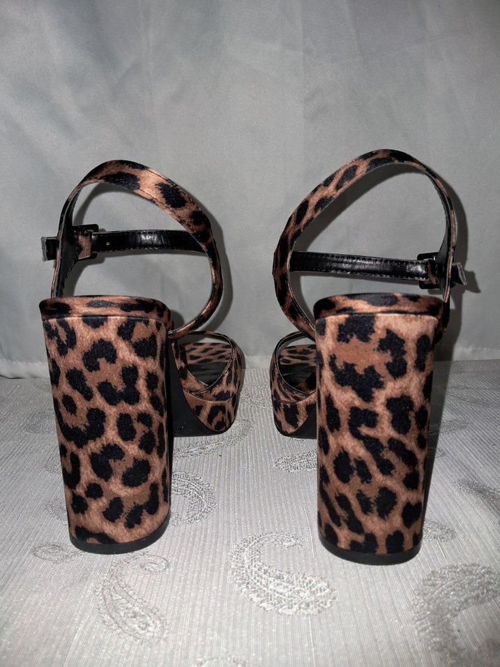 Zara Leopar Desenli Topuklu Ayakkabı - Görsel 2