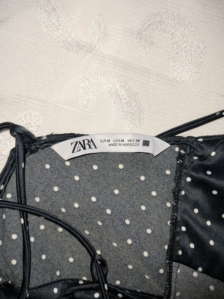 Zara Uzun Siyah Puantiyeli Askılı Elbise - Görsel 4