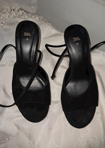 Zara Siyah Süet Platform Topuklu Ayakkabı - Görsel 2