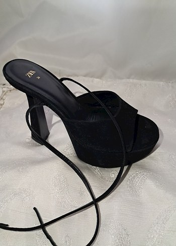 Zara Siyah Süet Platform Topuklu Ayakkabı - Görsel 3