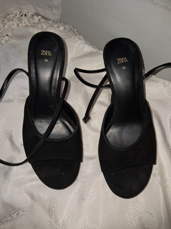 Zara Siyah Süet Platform Topuklu Ayakkabı - Görsel 2