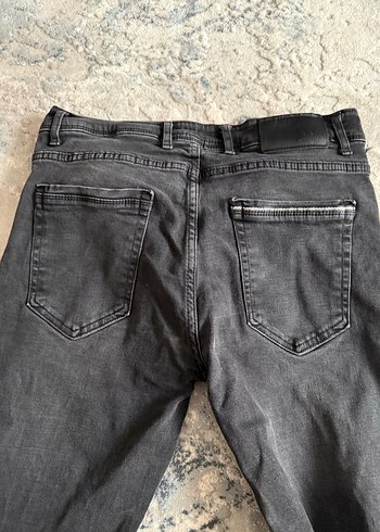 Gri Erkek Denim Pantolon, Kemer Detaylı - Görsel 2
