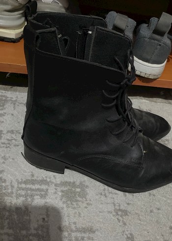 Siyah Deri Stiletto Topuklu Gotik Kadın Bot - Görsel 2