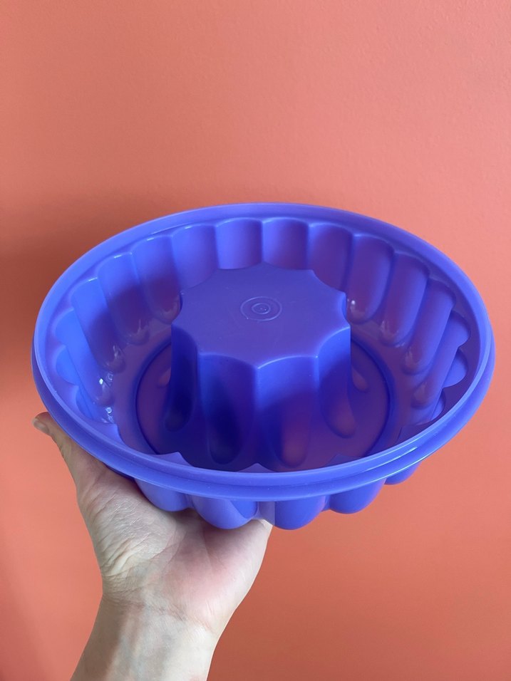 Tupperware marka Pastel Mor Kek Kalıbı - Görsel 3