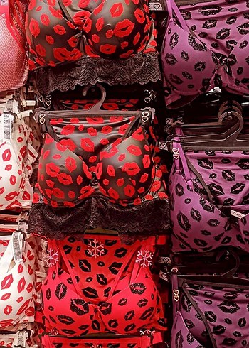 Pop kültür pembe zebra desenli spor sütyen - Görsel 2