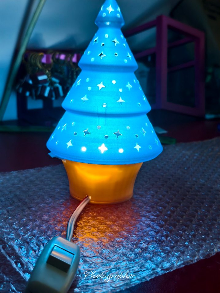 Mavi Renkli Yıldız Desenli Ağaç Şeklinde Mumluk - Görsel 2