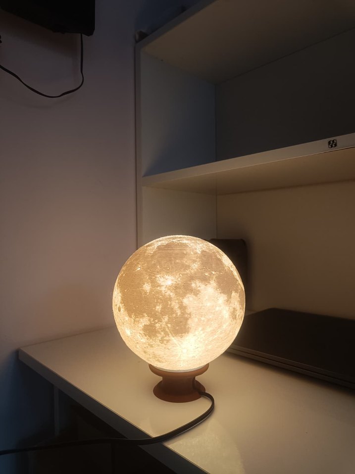 Ay Desenli Masa Lambası - Görsel 2
