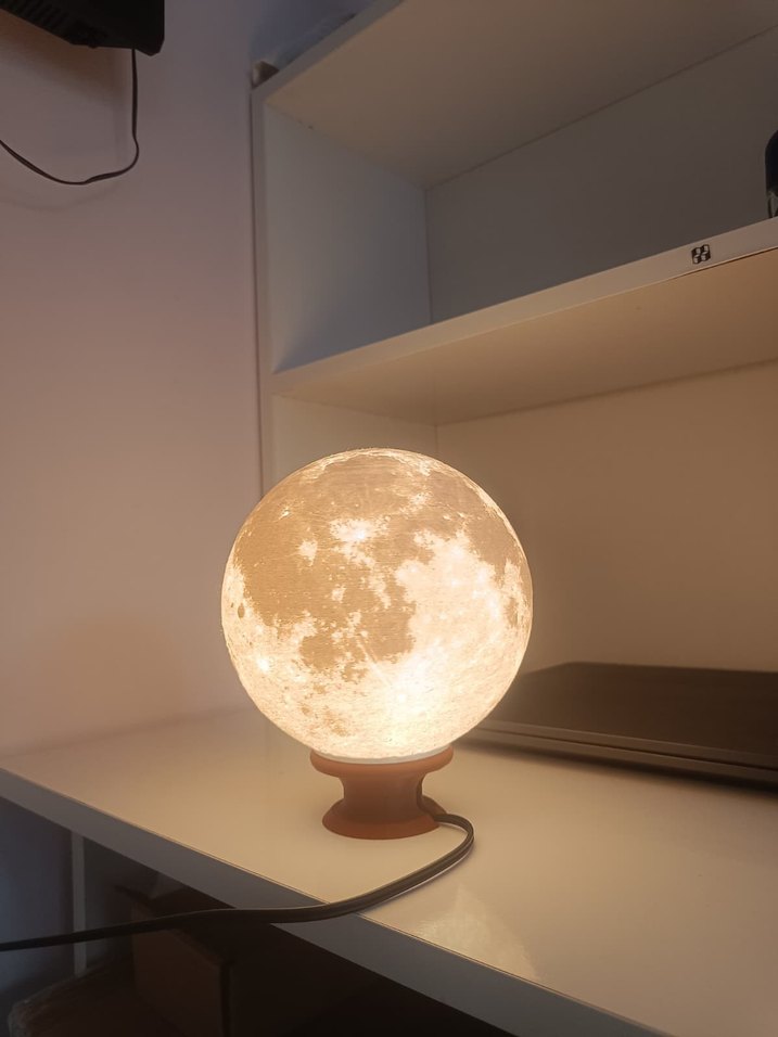 Ay Desenli Masa Lambası - Görsel 3