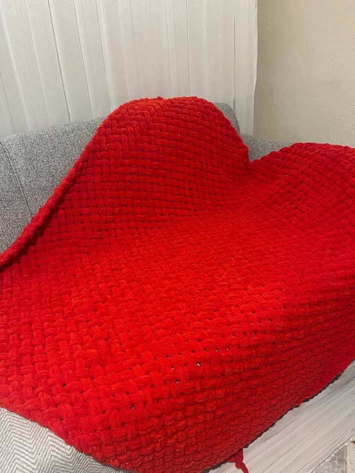 Kırmızı Puffy tek kişilik battaniye - Görsel 2