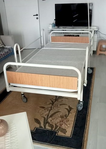 hasta karyolası - Görsel 2