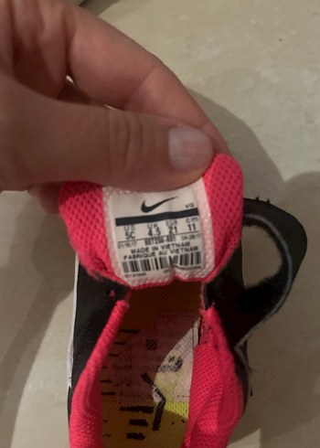 Kız Çocuk Siyah-Pembe Nike Spor Ayakkabı - Görsel 3