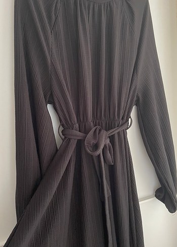 Siyah Uzun Elbise Yüksek Yakalı - Görsel 2