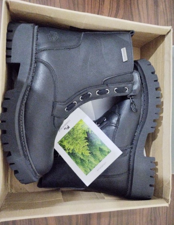 Siyah Deri Goth Tarzı Kadın Bot - Görsel 5