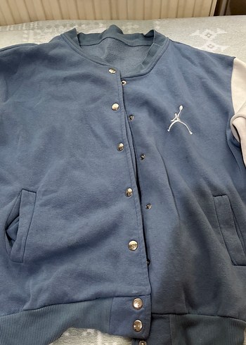 Uzun Kollu Düğmeli Mavi Kadın Ceket - Görsel 3