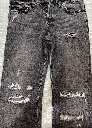 Gri Yırtık Bol Kesim Kadın Denim Pantolon - Görsel 2