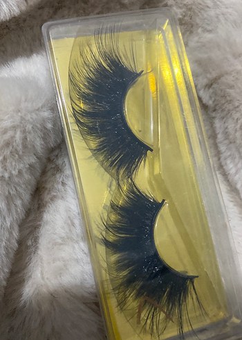 hacimli Takma Kirpik - Görsel 2