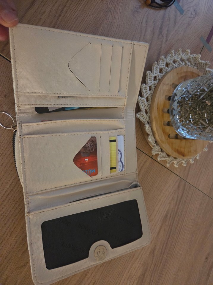 Dantel Detaylı Bej Kadın Cüzdanı - Görsel 2