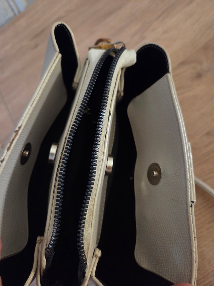 Bej Deri Püsküllü Modern Klasik Kadın Çanta - Görsel 2