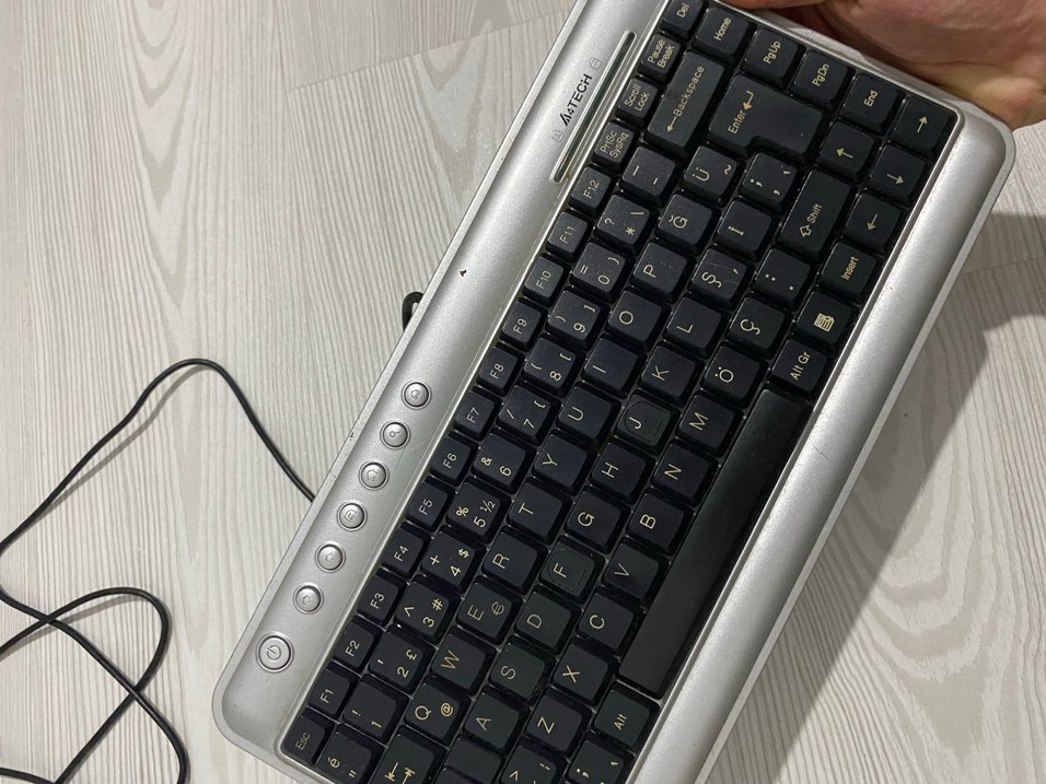 Gri A4Tech USB Kablolu Klavye - Görsel 5