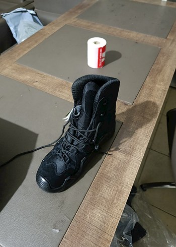 orijinal siyah renk low botlar 
hiç giyilmemiş sıfır bot - Görsel 2