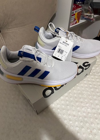 Adidas 40