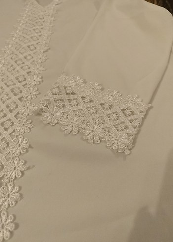 Dantel detaylı güpür bluz - Görsel 5