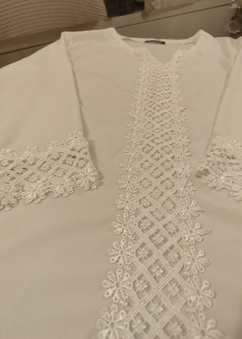 Dantel detaylı güpür bluz - Görsel 2