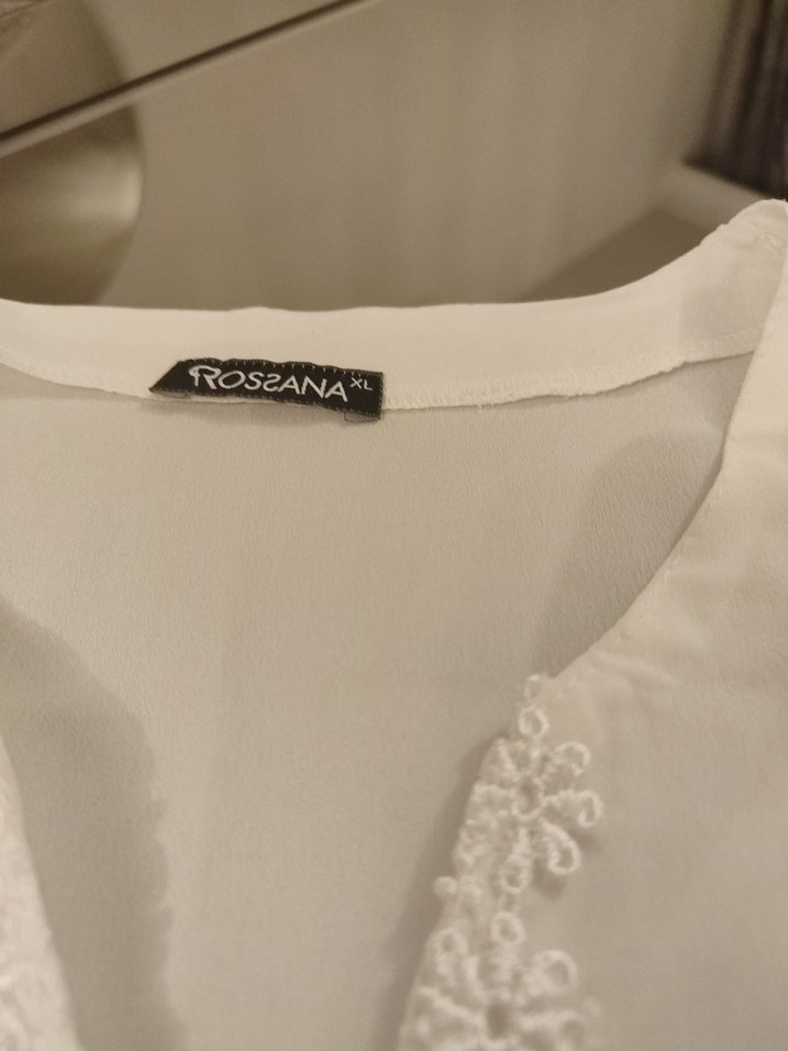 Dantel detaylı güpür bluz - Görsel 3