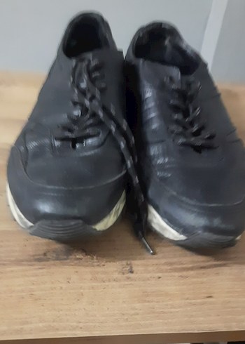 Derimod Siyah Bagcikli Gunluk Sneaker