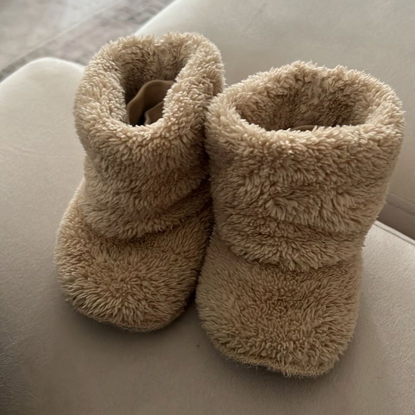 Kızlar için Kahverengi Sıcak Kürklü Terlik - Görsel 2