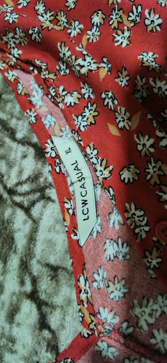 Kısa Kollu V yaka midi boy cepli elbise - Görsel 2