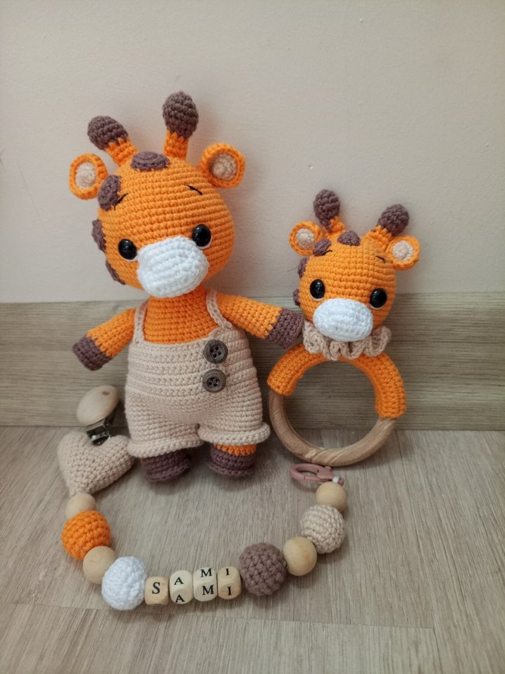 El Örgüsü Zürafa Diş Kaşıyıcı ve Çıngırak Seti - Görsel 2