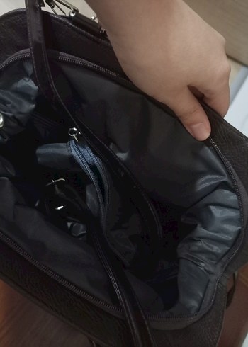 Klasik Siyah Deri Gotik Tokalı Çanta - Görsel 3