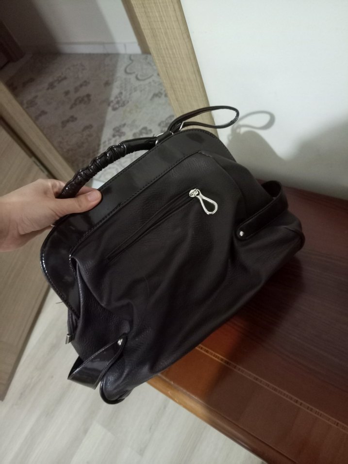 Klasik Siyah Deri Gotik Tokalı Çanta - Görsel 2