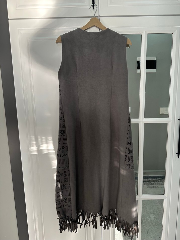 Bohem Tarz Uzun Gri Baskılı Kadın Yelek - Görsel 2