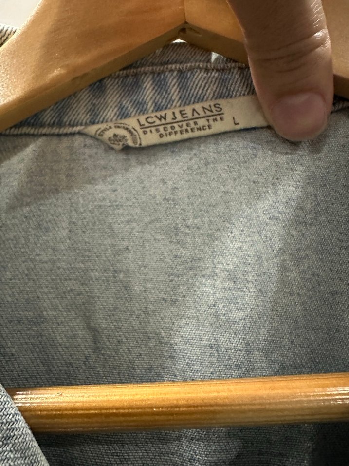 Gri Düğmeli Kadın Denim Ceket - Görsel 2