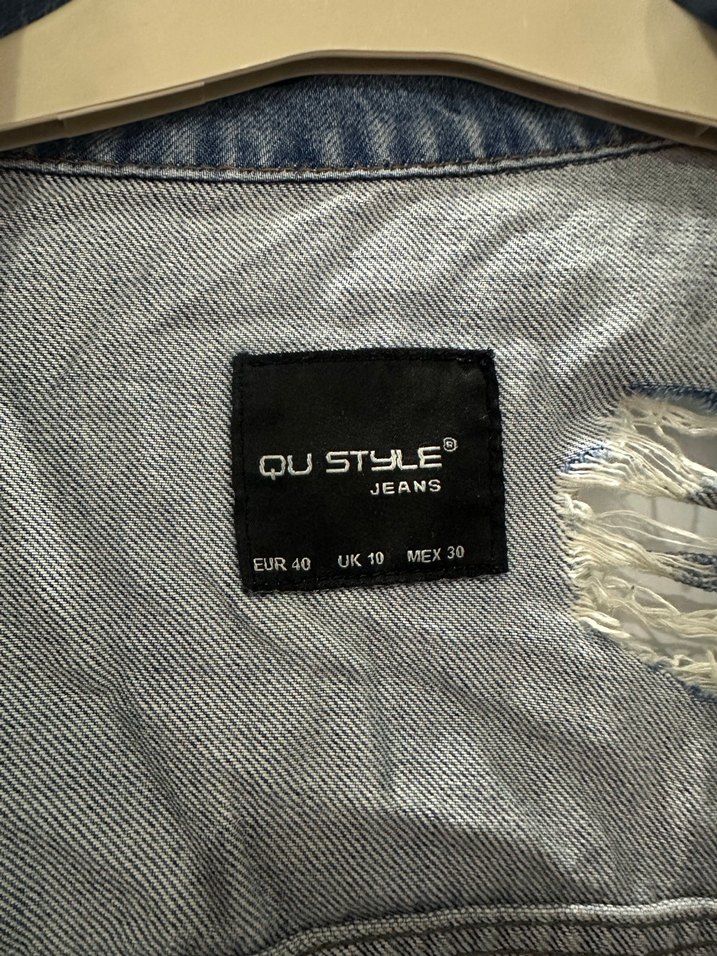 Düğmeli Mavi Yıpranmış Denim Ceket - Görsel 2