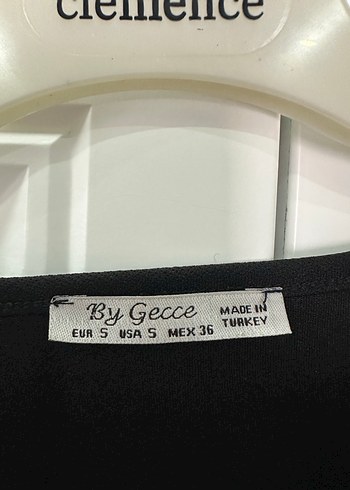 Siyah V Yaka Gotik Mini Bluz - Görsel 2