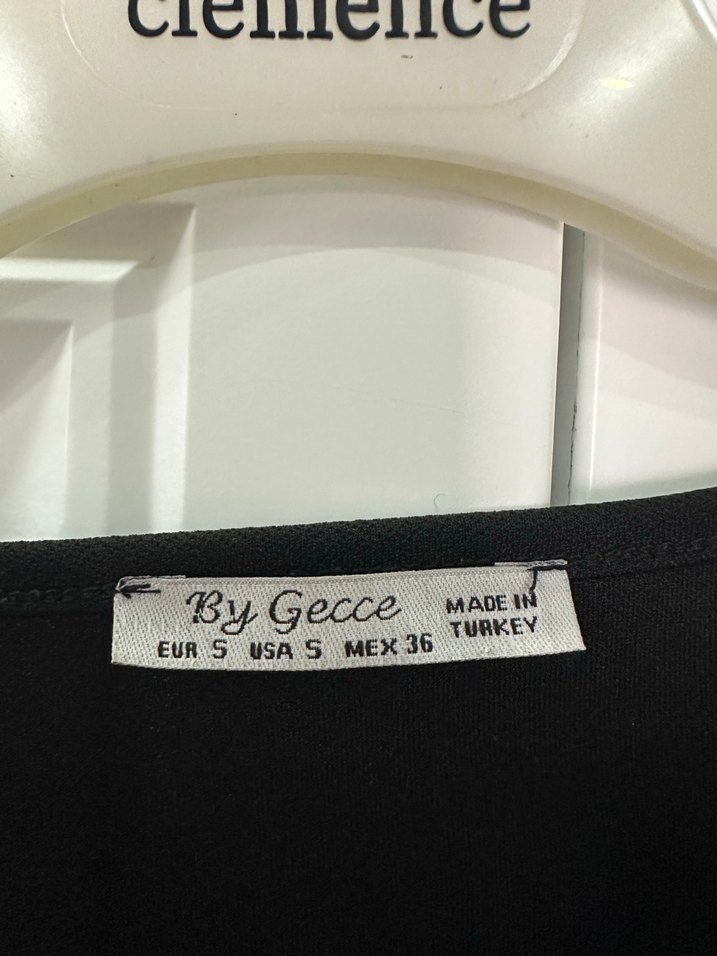 Siyah V Yaka Gotik Mini Bluz - Görsel 2