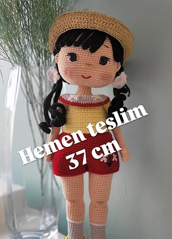 Barbie Amigurumi çiçek kız