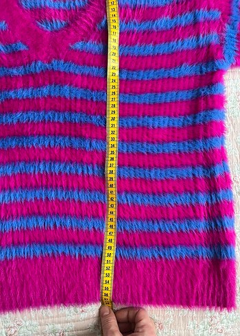 Twist Renkli Çizgili V Yaka Örgü Kadın Kazak - Görsel 3