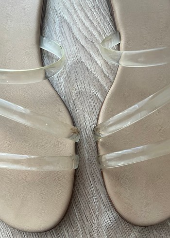 H&M Şeffaf Bantlı Bej Kadın Terlik - Görsel 3