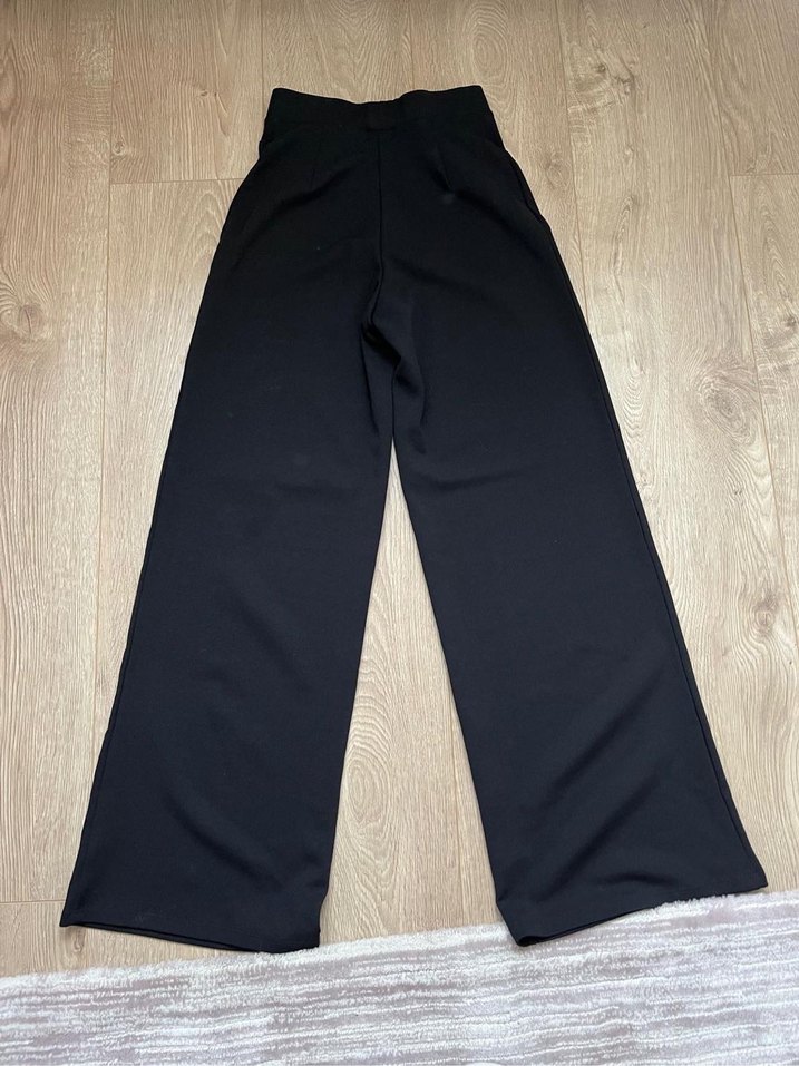 H&M Siyah Kadın Regular Fit Kumaş Pantolon - Görsel 2