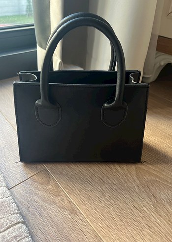 Siyah Deri Kadın El Çantası - Görsel 2