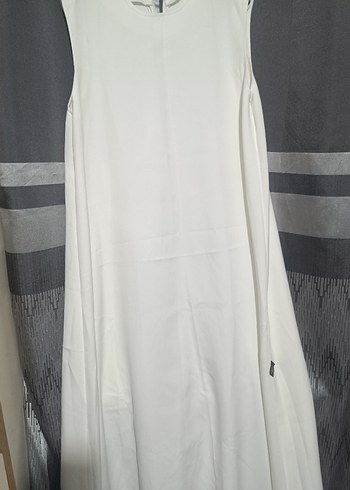 Uzun Beyaz Salaş Elbise - Görsel 3