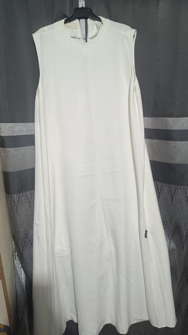 Uzun Beyaz Salaş Elbise - Görsel 3