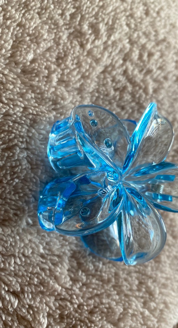 Şeffaf Mavi Cam Çiçek Saç Tokası - Görsel 2